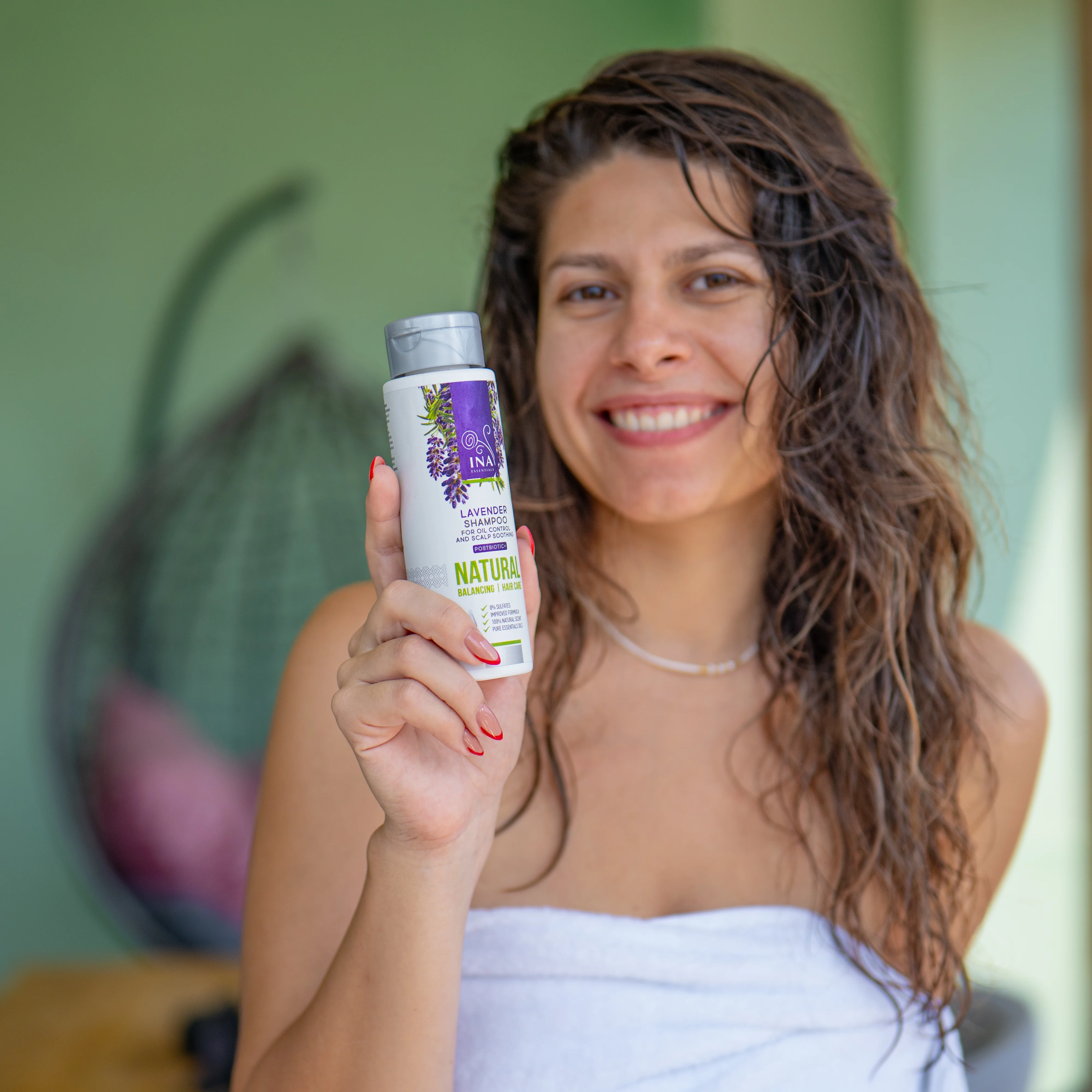Natural Lavender Shampoo for Dandruff and Sensitive scalp - Image 4