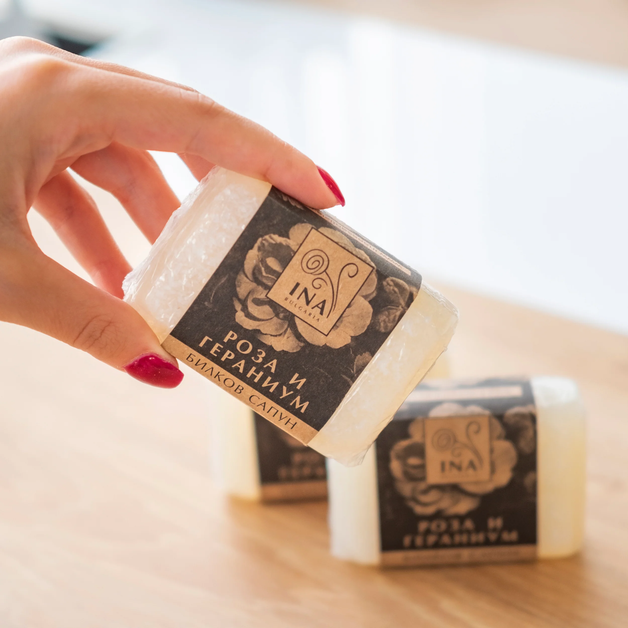 Natural Herbal Soap with Rose Damascena Oil and Geranium - nourishing action - Image 3